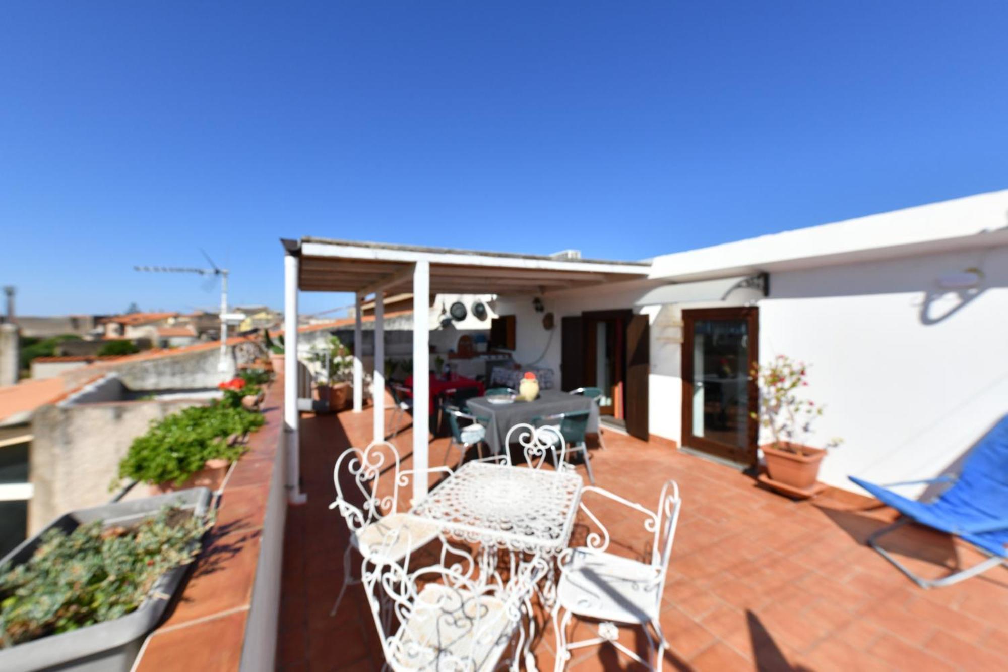 B&B Tredomus Tresnuraghes Екстер'єр фото