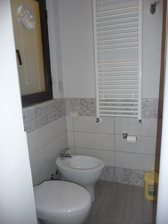 B&B Tredomus Tresnuraghes Екстер'єр фото