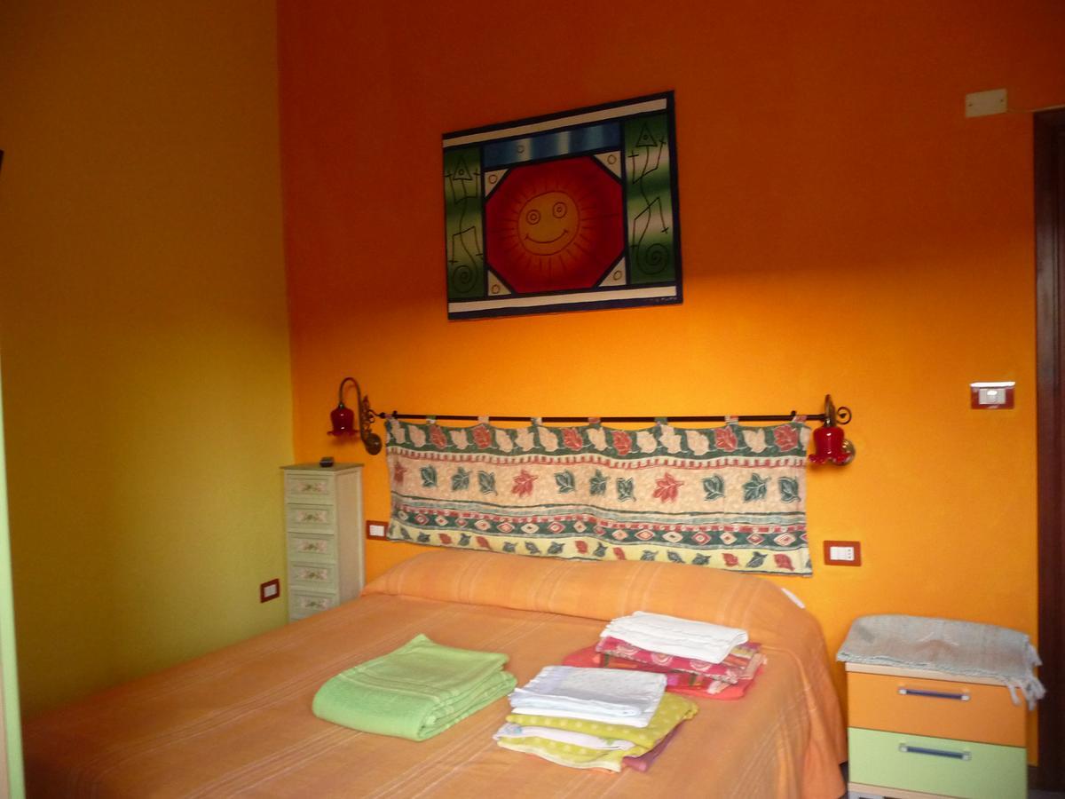 B&B Tredomus Tresnuraghes Екстер'єр фото