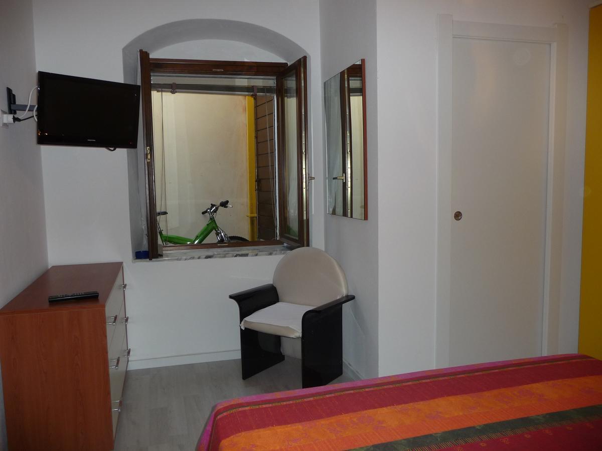 B&B Tredomus Tresnuraghes Екстер'єр фото