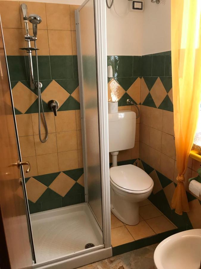 B&B Tredomus Tresnuraghes Екстер'єр фото